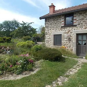  Hébergement de vacances Côté Jardin